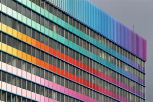 Nejbarevnější fasáda na světě